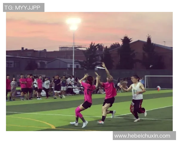 深圳飞盘队的崛起与力量探索聚焦飞盘运动的未来发展与挑战